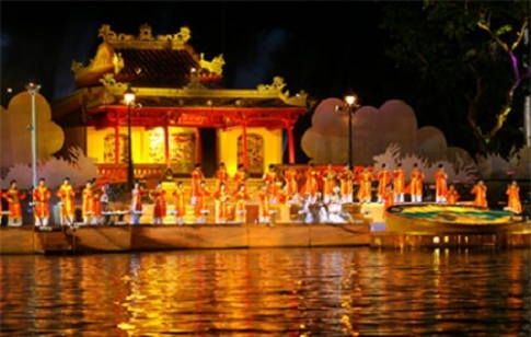 Bài 27: Thành phố Huế