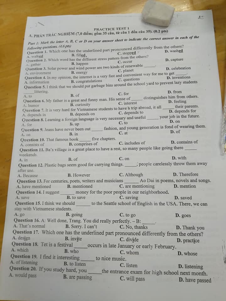 Đề thi học kì 2 môn Anh lớp 9