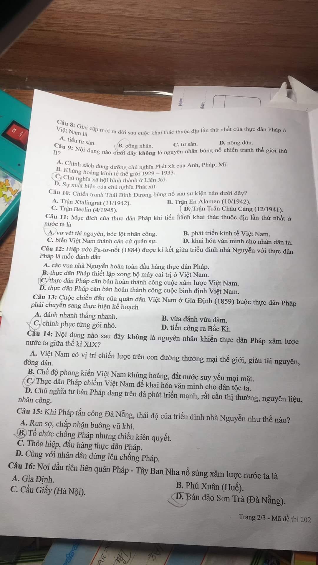 Đề thi học kì 2 lớp 11 môn Sử