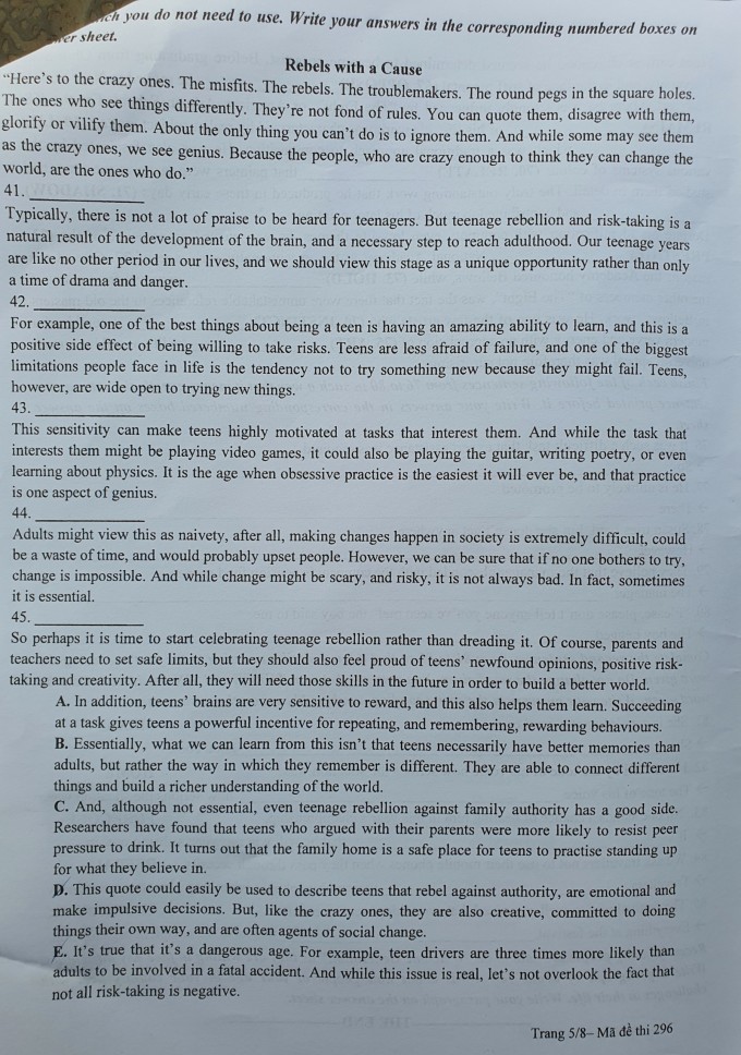 Đề tiếng Anh vào lớp 10 trường Sư phạm Hà Nội - 3