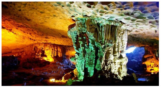 Hãy kể tên một số hang động nổi tiếng ở Việt Nam